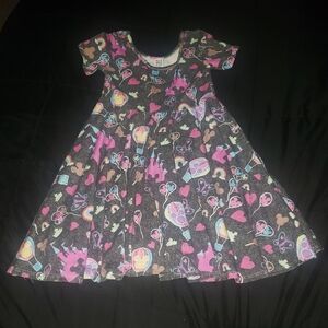 Wild Rich Kids (EUC) Disney Girls Colorful "Chalk" Twirl Dress Size 9/10